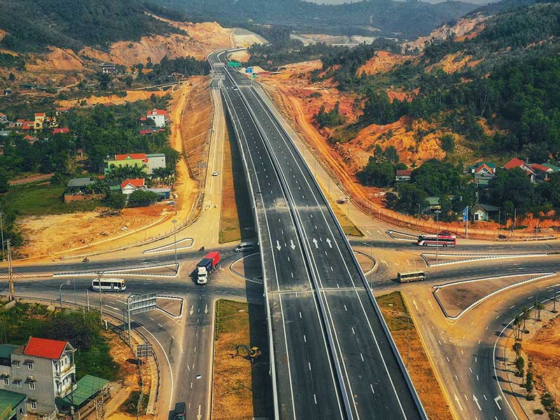Dự án Đường bộ cao tốc Cam Lâm - Vĩnh Hảo đã hoàn thành công tác giải phóng mặt bằng